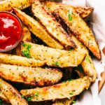 Garlic Parmesan Baked Potato Wedges