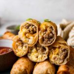 Breakfast Egg Rolls | The Recipe Critic