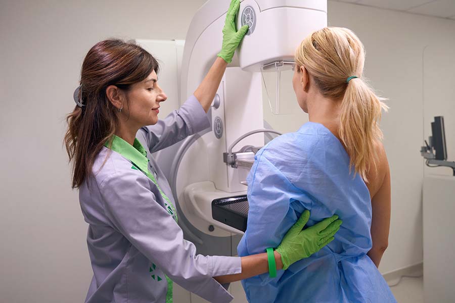 A 40-Year-Old’s Journey Through Her First Mammogram