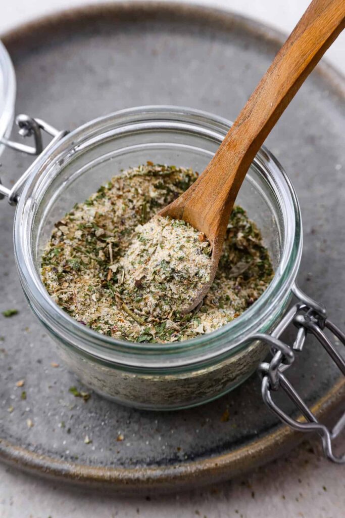 Homemade Garlic Herb Seasoning | The Recipe Critic