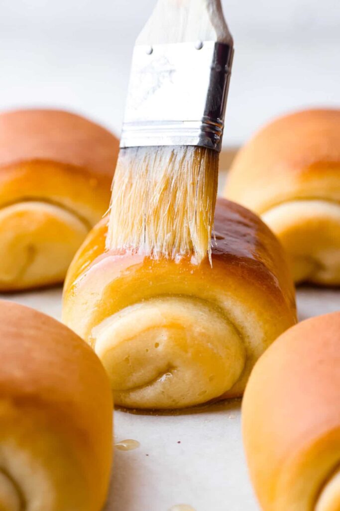 Lion House Rolls | The Recipe Critic